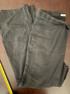 Ms. Cello Wide Leg Jeans in washed Black